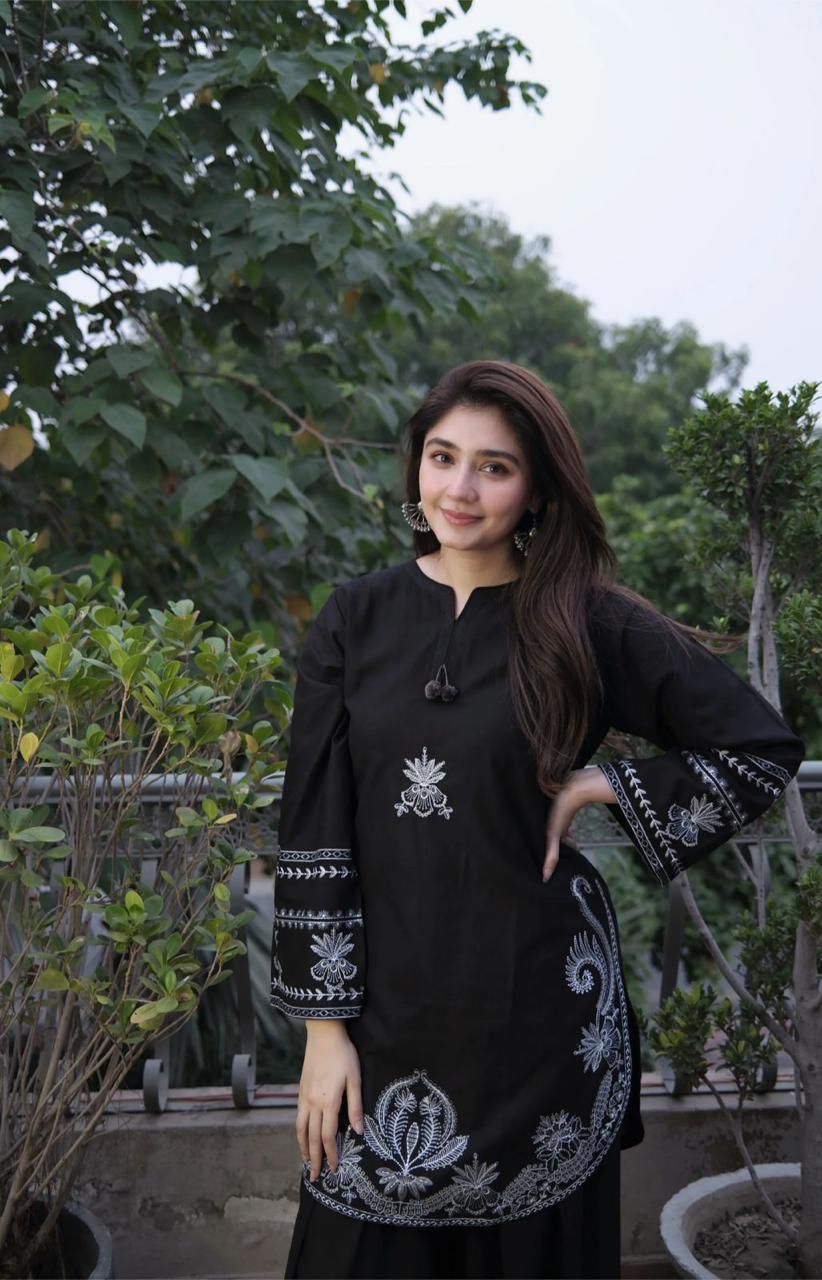 Most Hit 2PC Embroidered Lawn D-21